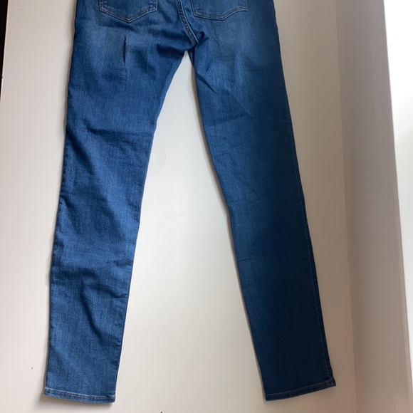 H&M skinny jeans medium wash - Picture 7 of 7